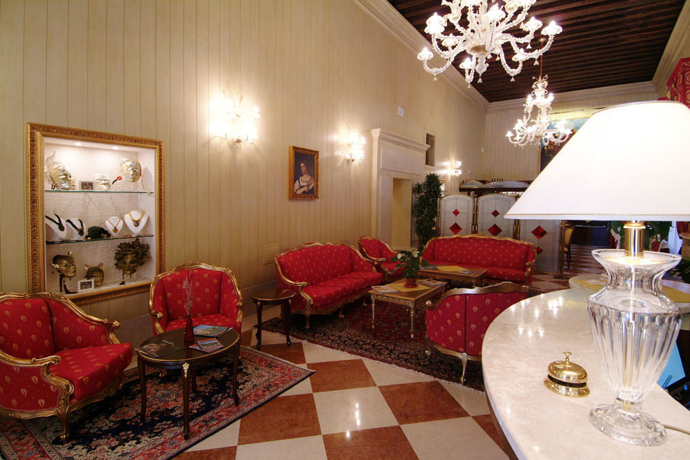 กาเวนดรามิน ซาโก Hotel เวนิส ภายนอก รูปภาพ